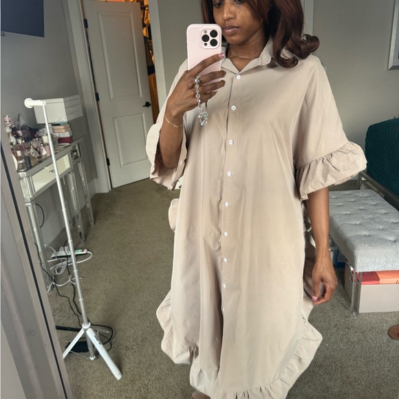 Women's Beige Ruffle Button-Down Dress - Picture 3 of 10